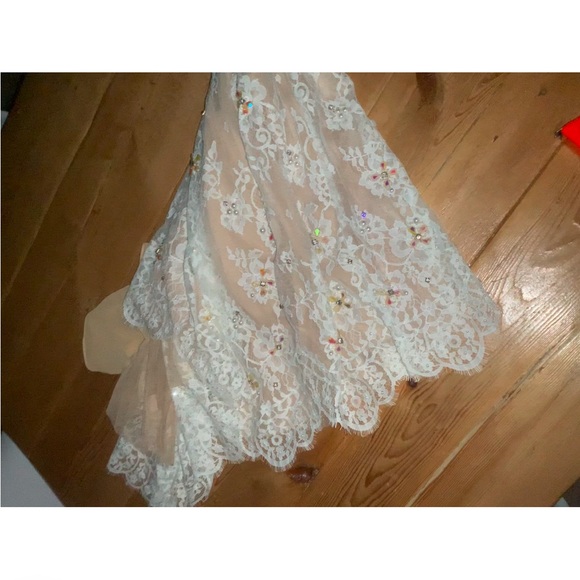 Sherri hill corseted white/ champagne gown - Picture 9 of 15